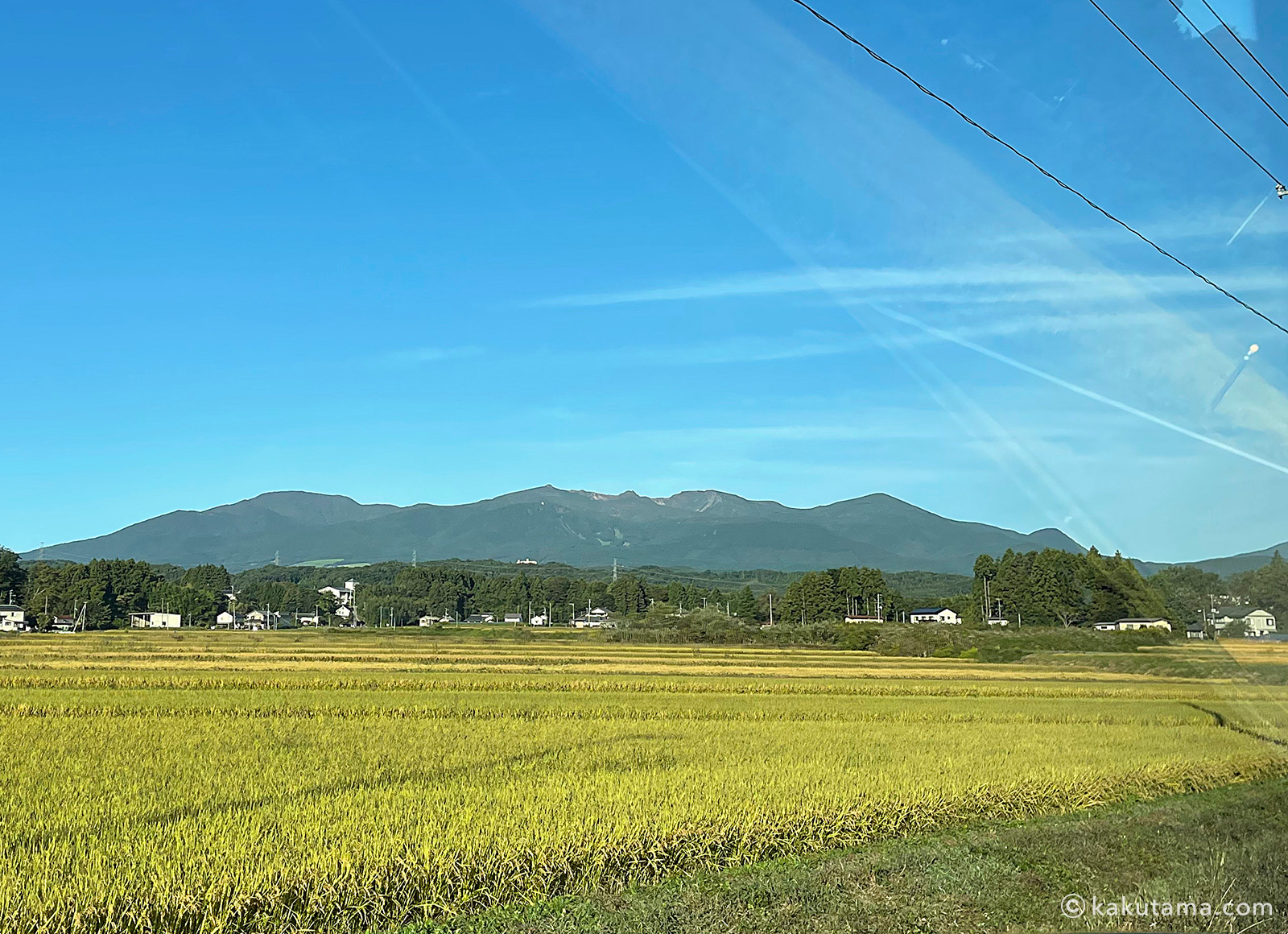 車内から見た安達太良山