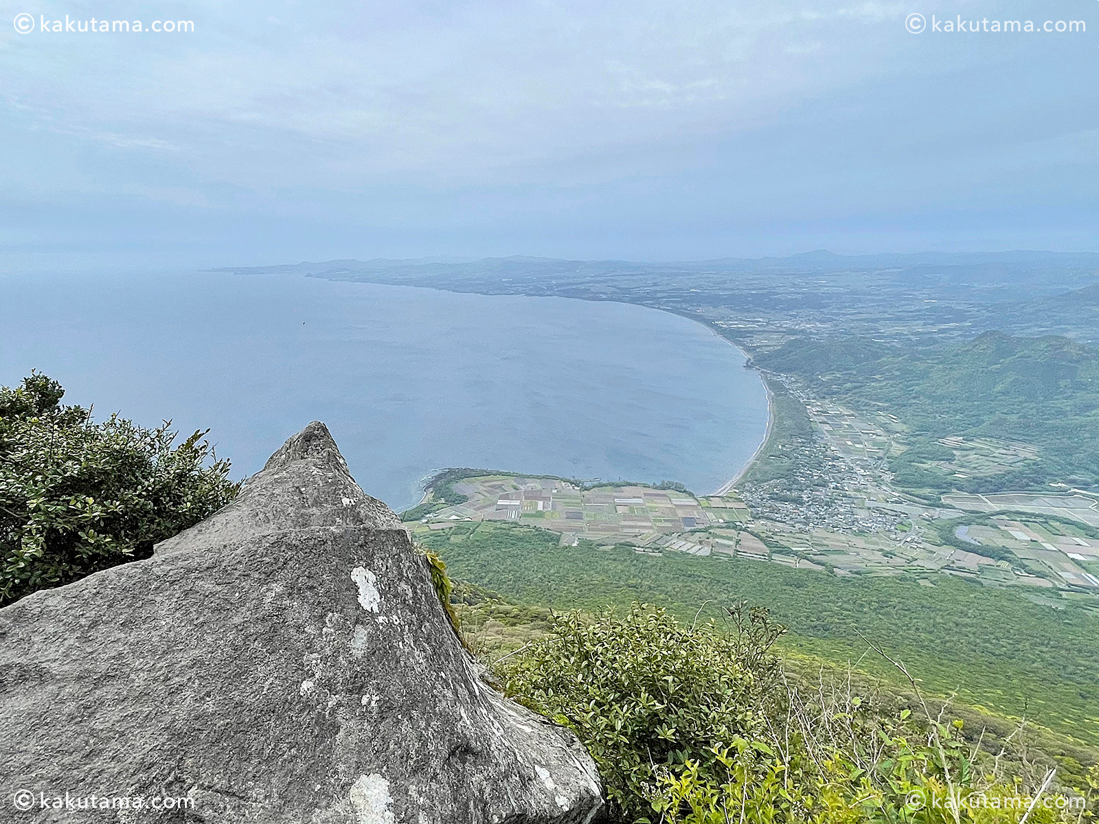開聞岳8合目辺りから撮った湾岸の写真