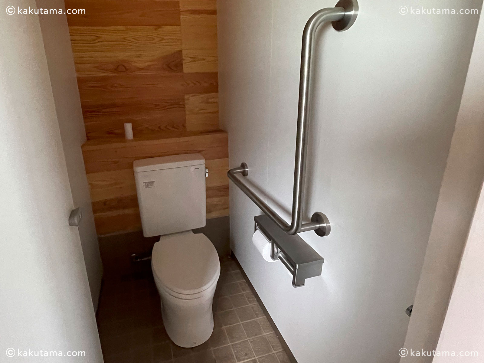 白山、南竜ヶ馬場野営場のトイレの写真