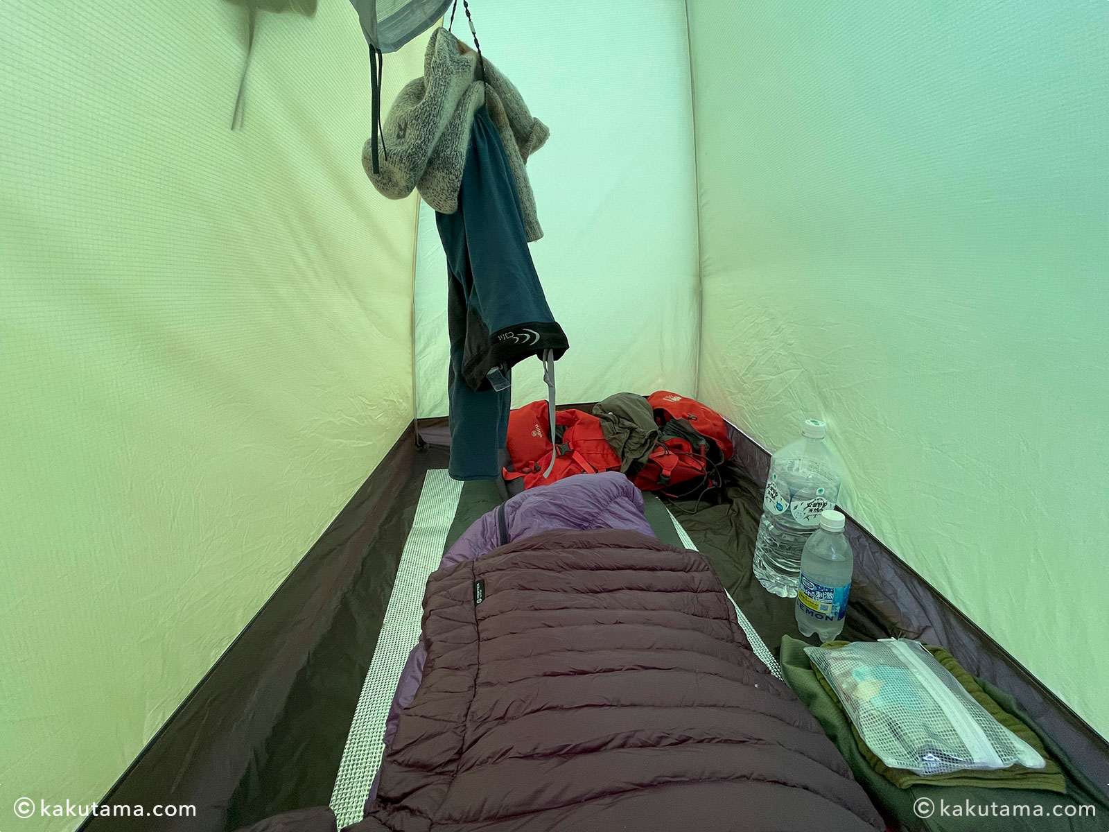 エアライズ1の中のテント泊状態の写真