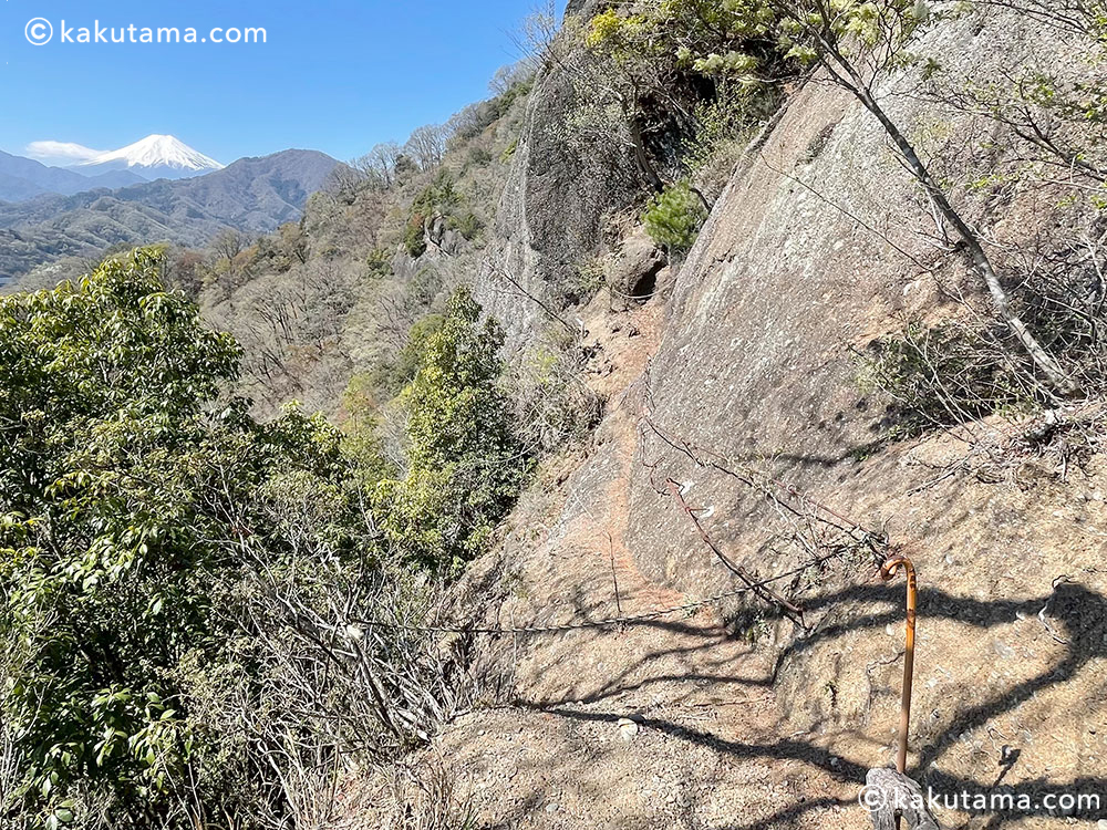 岩殿山、通行止めの兜岩エリアの写真