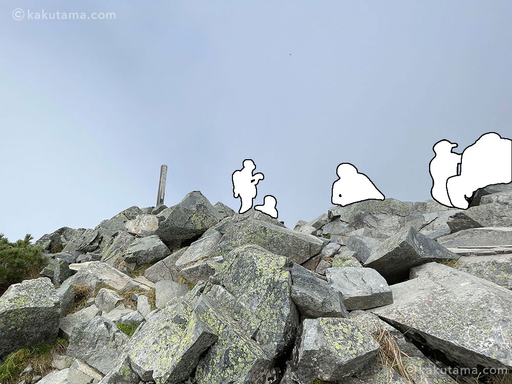 西穂山荘から西穂独標直下の登山道の写真