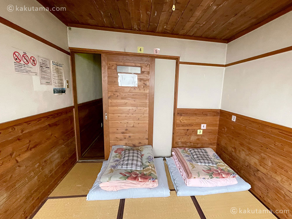 西穂山荘の宿泊部屋の写真